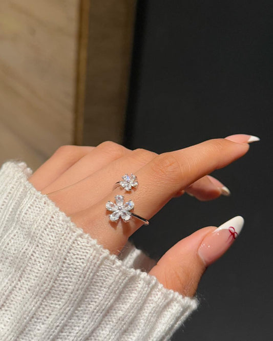 Spring time Ring - disk flower