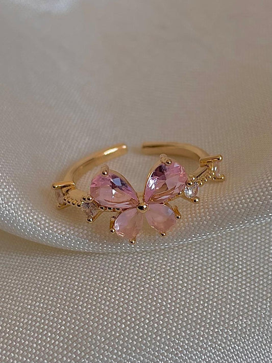 Soft Pinch Butterfly Ring