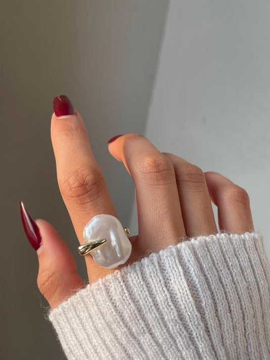 Elsie Pearl Statement Ring