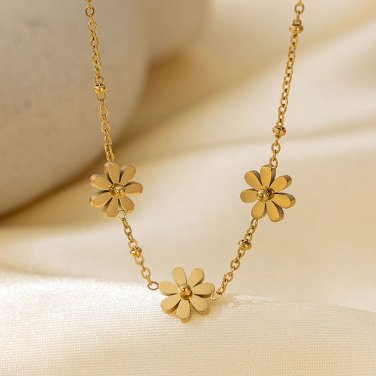 Floral Triplets Necklace