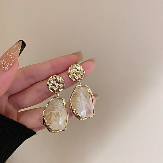Marble marries Gold earrings