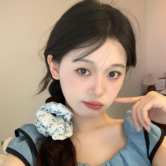 Blueberry Daisy Printed Scrunchie