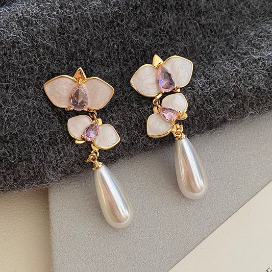 Main Character Energy Earrings