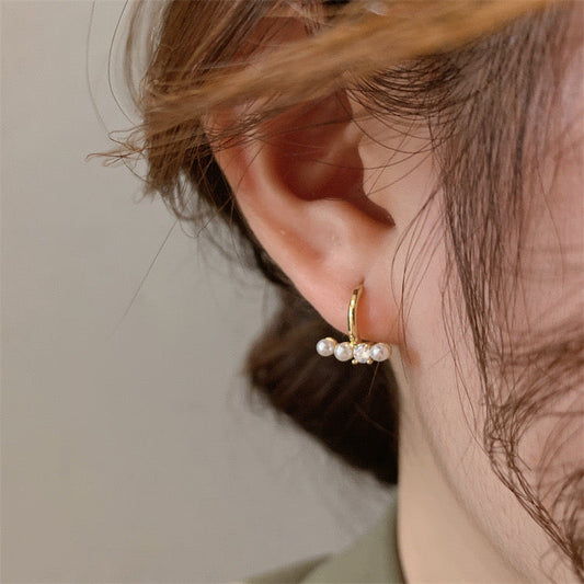 Attention Snatcher Pearl Earrings