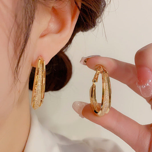 Glow up Gold Hoop Earring