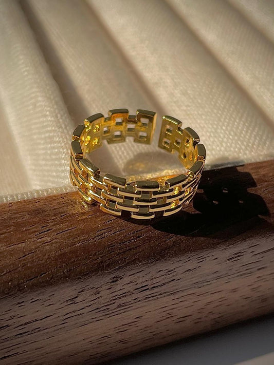 Golden Glitch Ring