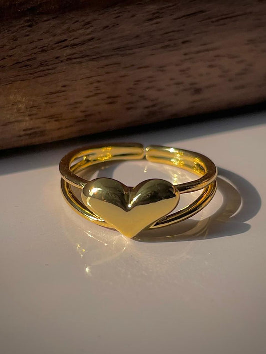 Hot-hearted Gold Ring