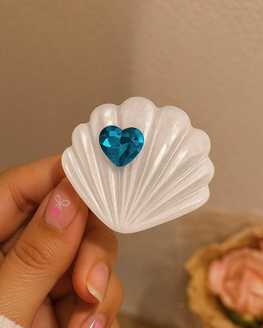 Signature Seashell Hairclip