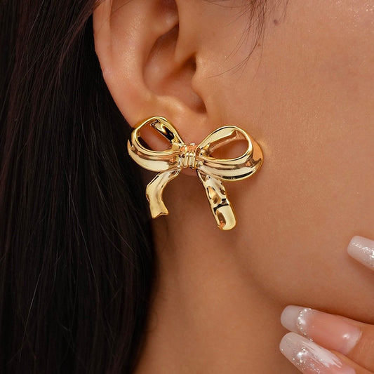Bow-mance! Gold Earrings