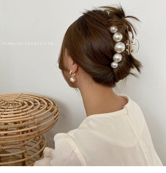 Clutched in Pearls! Hair Claw