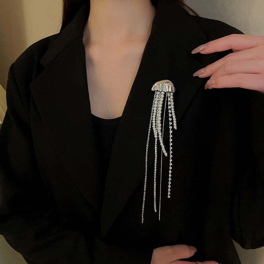 Iconic Abyss Pearl Earrings (1 piece)