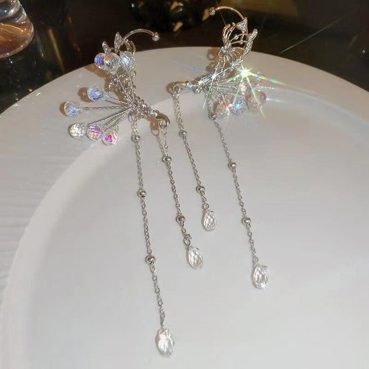 Petalwing Dreamy Dangling earcuff