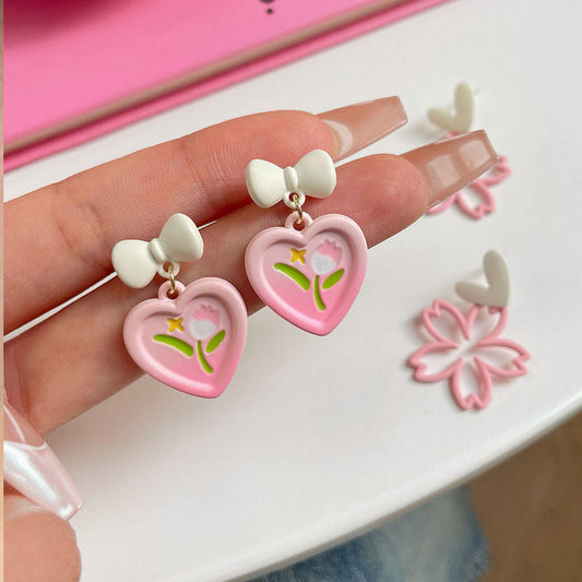 Heart-beat Tulip Earrings