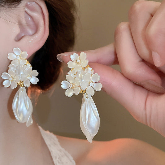 Petals of Dreamland Earrings