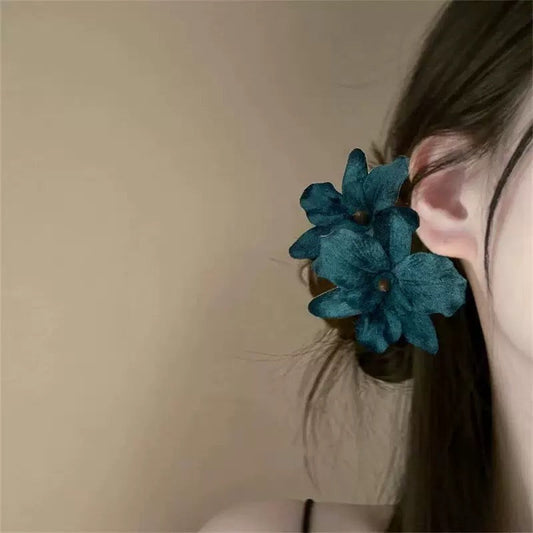 Saphire Spring Hair Clip