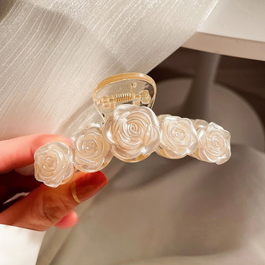 Queen of Victoria! Rose Claw Clip