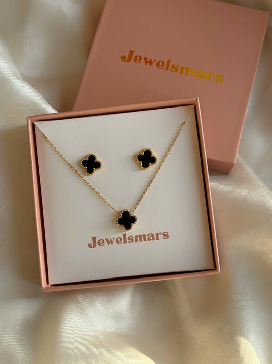 Clover Gift Hamper Box