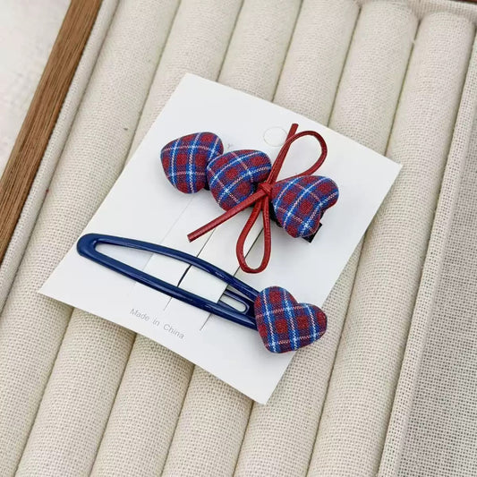 Kiss n tell Heart Hair Clips