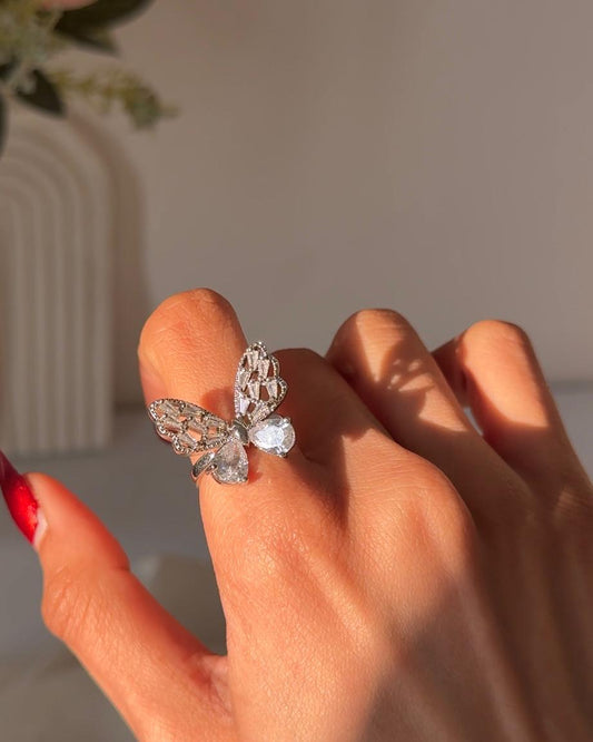Dreamy Wings Ring