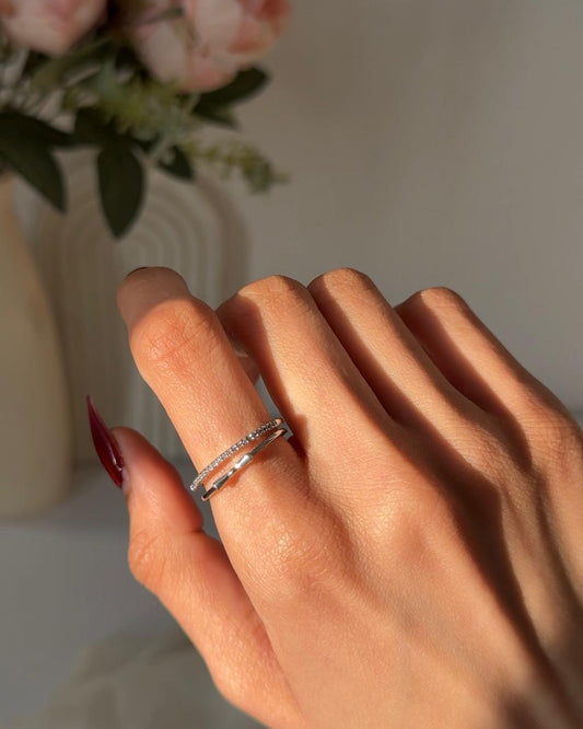 Dainty Fantasy Bow Ring