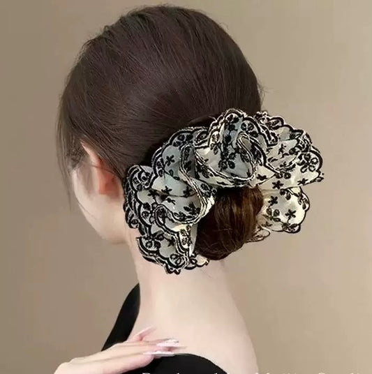 Old-soul Vintage Embroidered Scrunchie