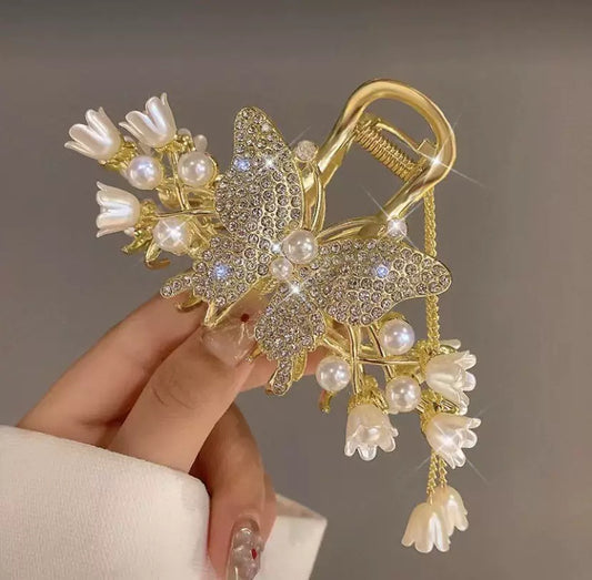 Flutter Blossom Claw Clip