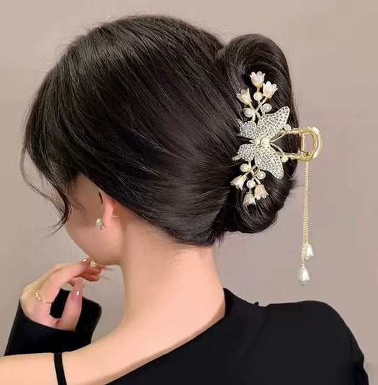 Flutter Blossom Claw Clip