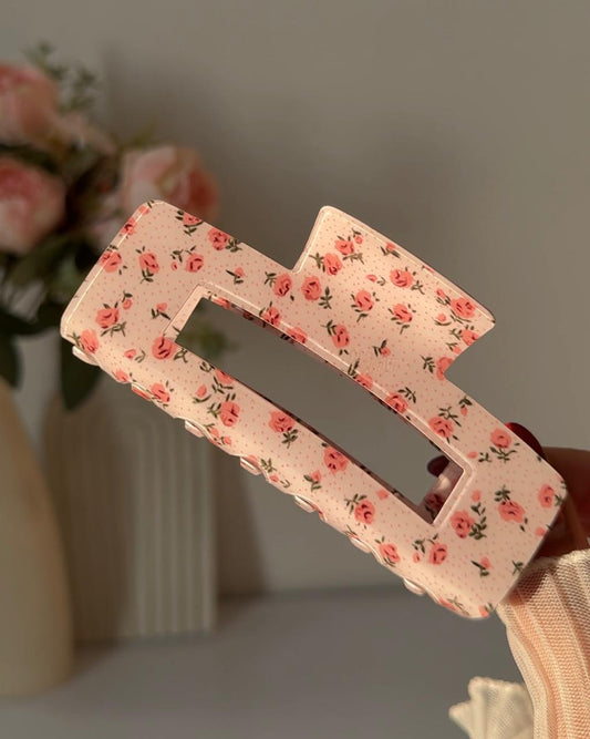 Rosebud Lover Claw Clip