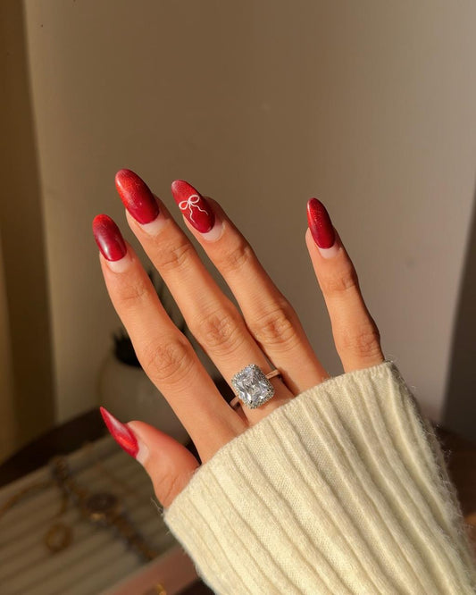 Put a rock on her hand! Ring