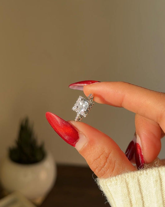 Fae Girl Square-cut Ring