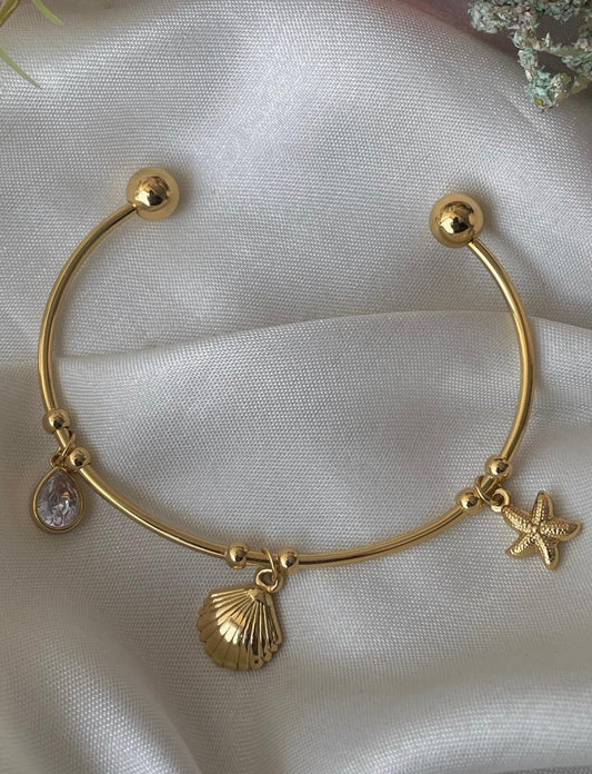 Shells N slay Bracelet