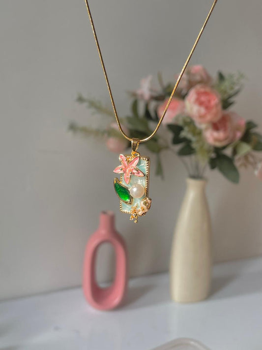 Blushing Lily Vintage Necklace