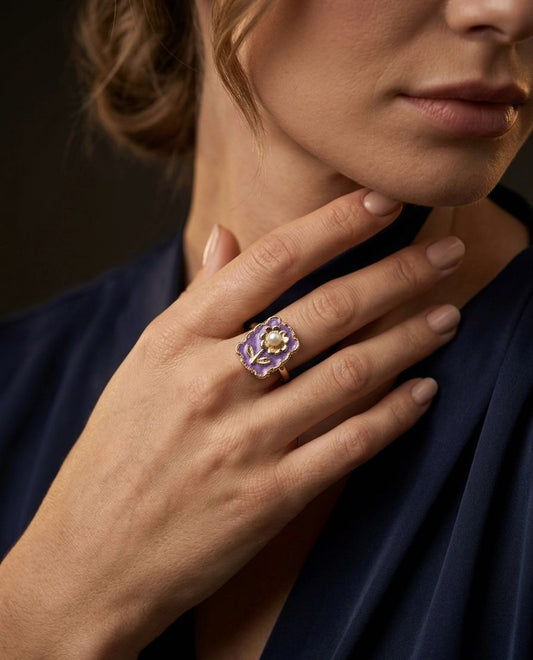 Theodora Pearly Flower Ring