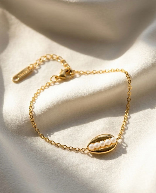Vacay Drip Pearl Bracelet