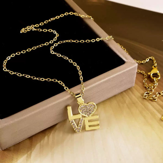 Love is in the air! Necklace
