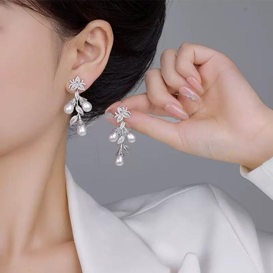 Fairy Haze Pearl Earrings