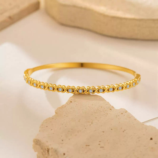 Golden Delicacy Bracelet