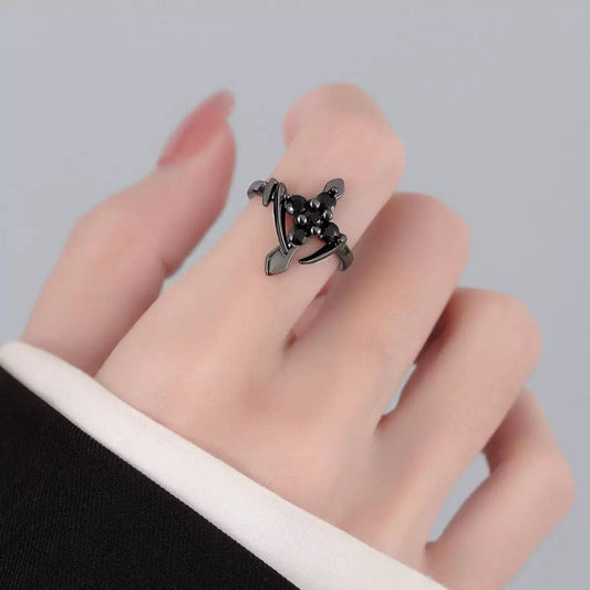 Midnight Fleur Cross Ring