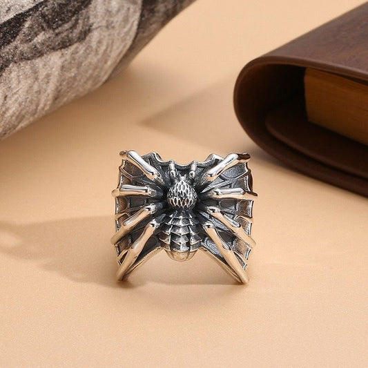 Gothic Webmistress Ring