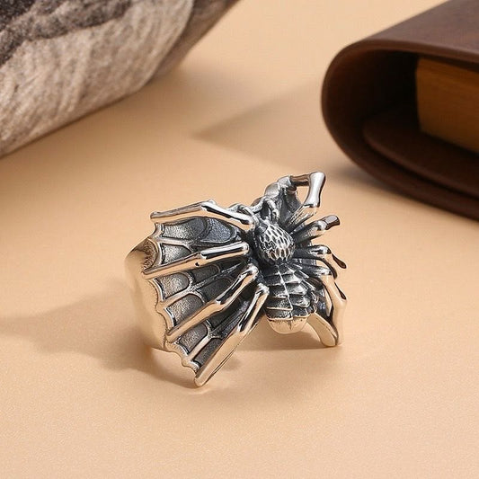Gothic Webmistress Ring