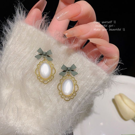 Bridgerton Princess Core Earrings