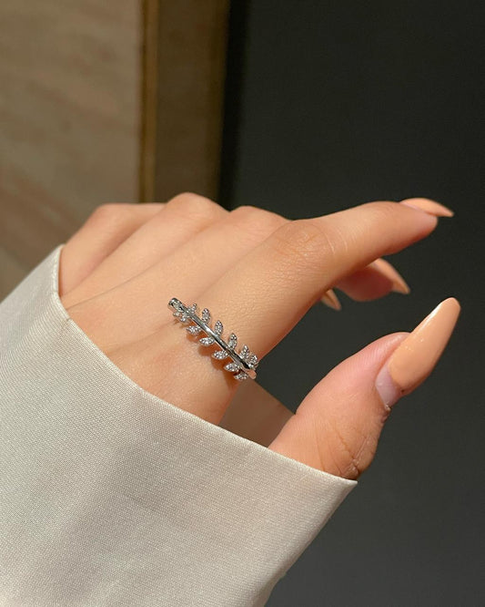 Leafy Ring