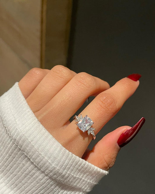 Aurelia Promise Ring