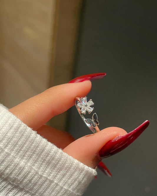 Lily Minimal Ring- butterfly