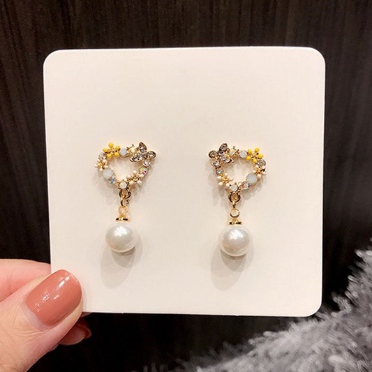 Dreamland Pearl drop Earrings