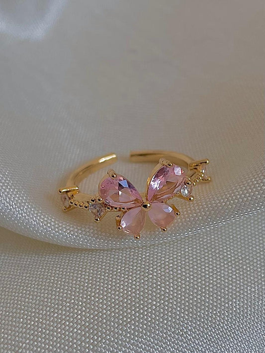 Soft Pinch Butterfly Ring