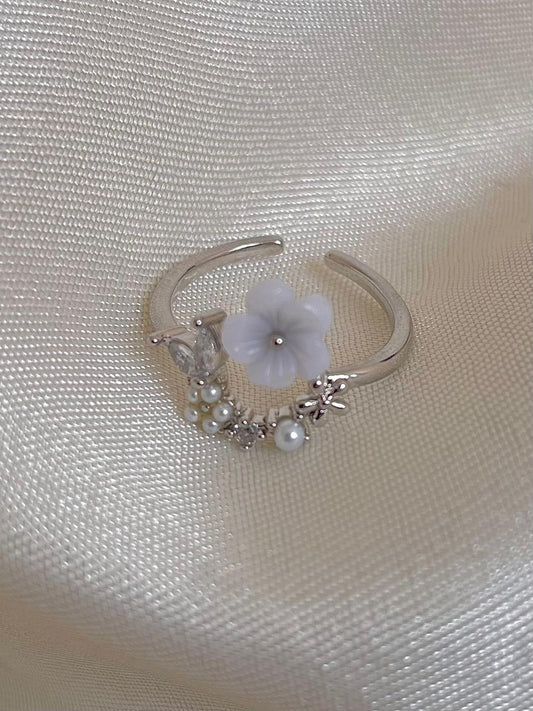 Moana Dreamy Floral Ring