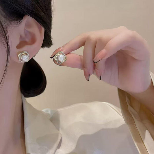 Everyday little earrings