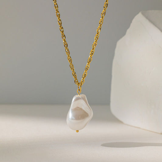 Chunky Pearl Statement Necklace