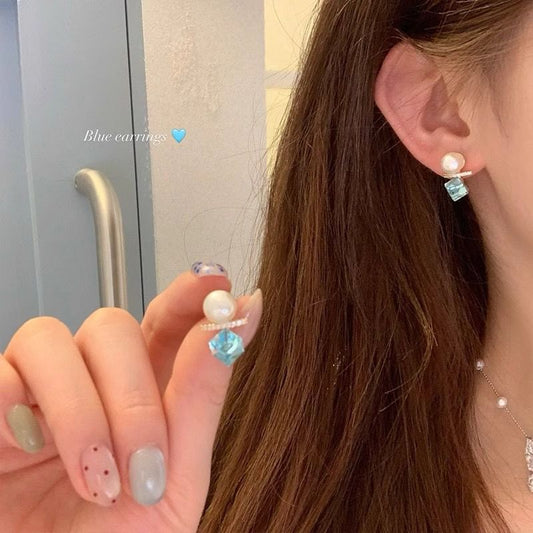 Sparkle of Saphire Earrings